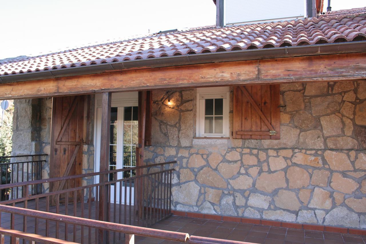 La Casona De Collado ξενώνας Hoyos del Collado Εξωτερικό φωτογραφία